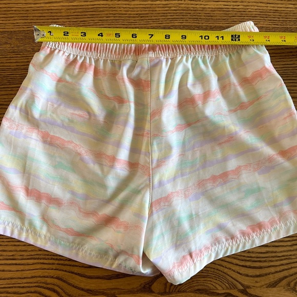 3/$25 Willow Blossom Shorts S EUC - Picture 2 of 5